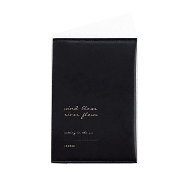 Hovedbilde ICONIC Slit Passport Cover, Sort